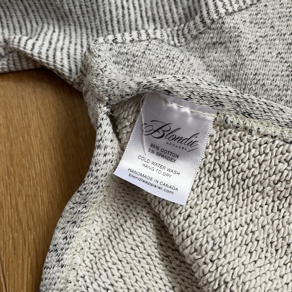 Blondie East End Sweater - Picture 11 of 13